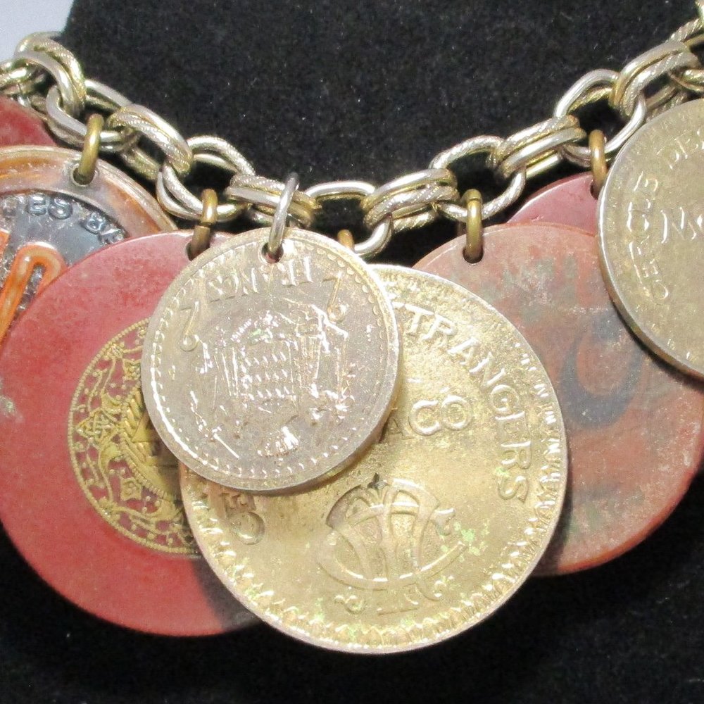 Bracelet